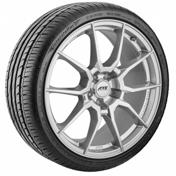 Star Performer Interstellar 245/40R18 97 W